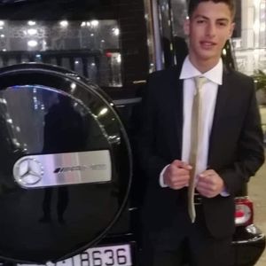 Meet your Posher, Khalid